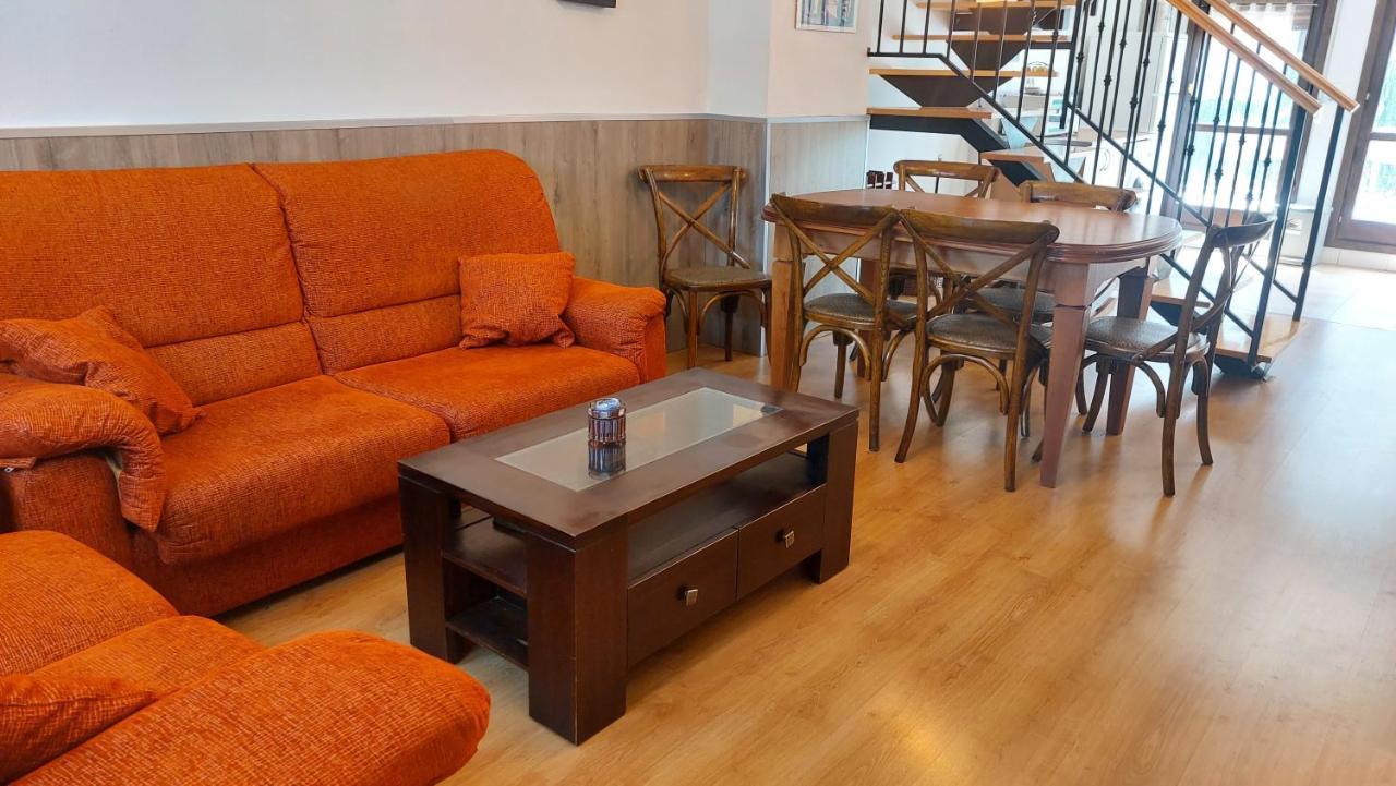 Apartamentos Castiello De Jaca 3000 Buitenkant foto