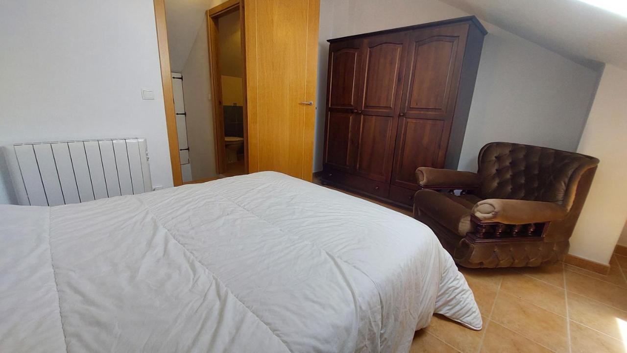 Apartamentos Castiello De Jaca 3000 Buitenkant foto